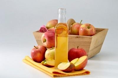 Varicosis treatment with apple vinegar