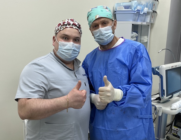 Хирург-флеболог Шаламов Михаил Егорович во время дружеского визита