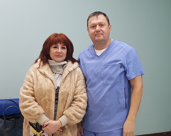 После операции у Артема Юрьевича Семенова ножку не узнать. 