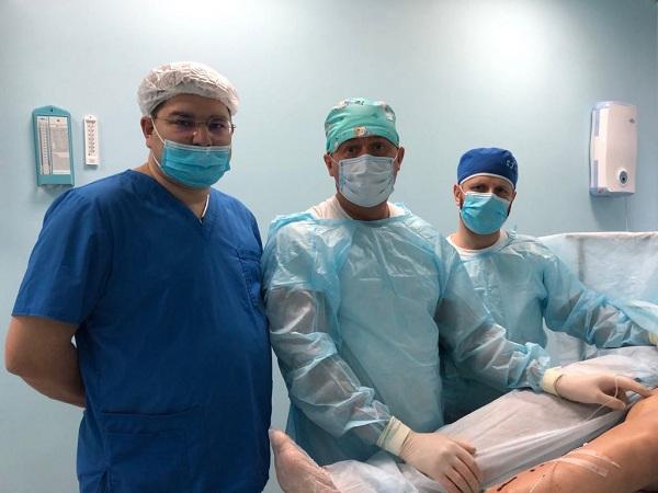 Хирурги-флебологи «ЦСФ» с Черных К.П. перед лазерной операцией