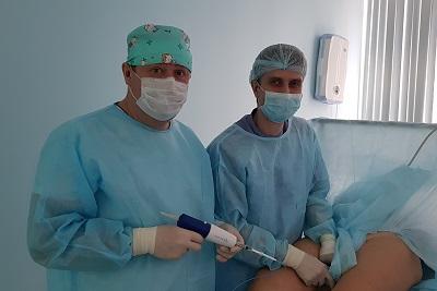 Новейшая процедура клеевой облитерации вен Venaseal в клинике «МИФЦ»